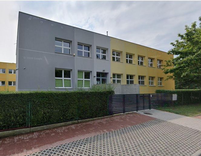 1.Lingwistyczna Szkoła Podstawowa Częstochowa - 75.474 pkt