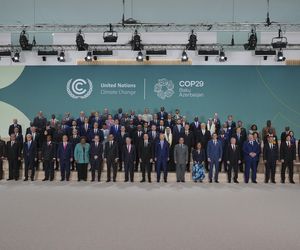 Duda uciekł ze zdjęcia grupowego w Baku na COP29. Wymowny gest