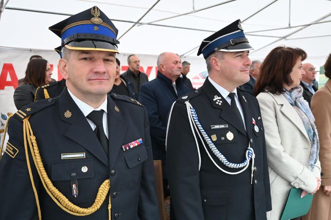 Powiat Siedlecki: nowy średni wóz ratowniczo-gaśniczy trafił do strażaków ochotników z OSP Grochówka w gminie Zbuczyn