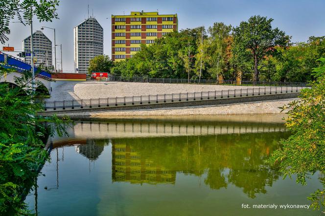 Ścieżka dla rowerów pod mostem Szczytnickim