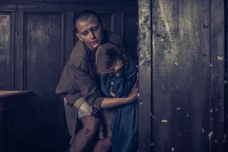 Dom pod Dwoma Orłami odcinek 9. Fela (Justyna Janowska)