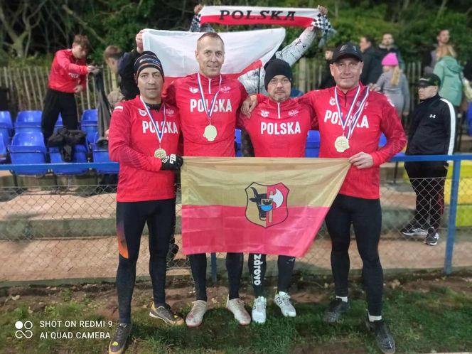 ​Puchar i 16 medali. Zawodnicy LKS Szawer Leszno wrócili z Mistrzostw Świata