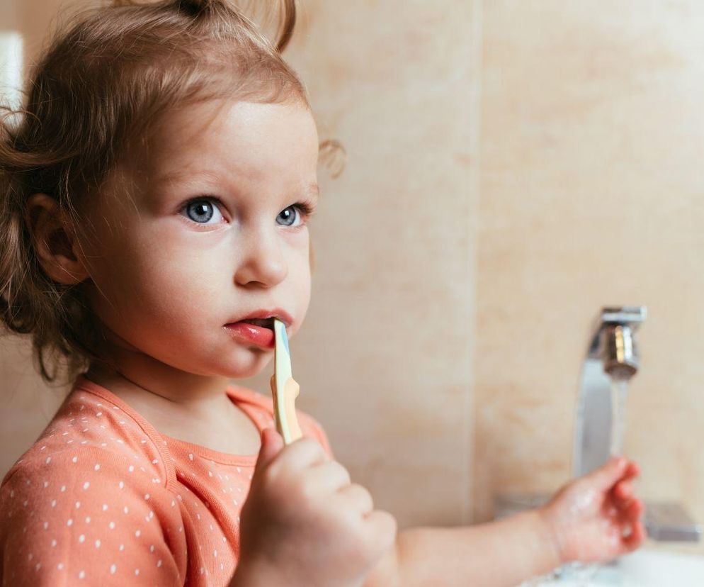 Dzieci nie myją zębów w przedszkolu? „Nie bulwersujcie się”