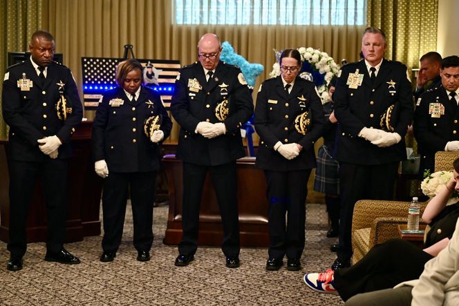 Pożegnali zastrzeloną policjantkę z Chicago, zatrzymali kolejnego podejrzanego