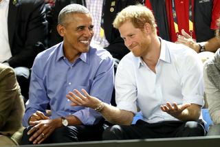 Barack Obama NIE ZAPROSIŁ Meghan i Harry'ego na urodziny? Clooneyowie, Beyonce i inni tam byli