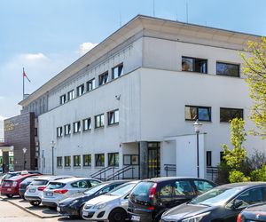 Ratusz dzielnicy Białołęka w Warszawie