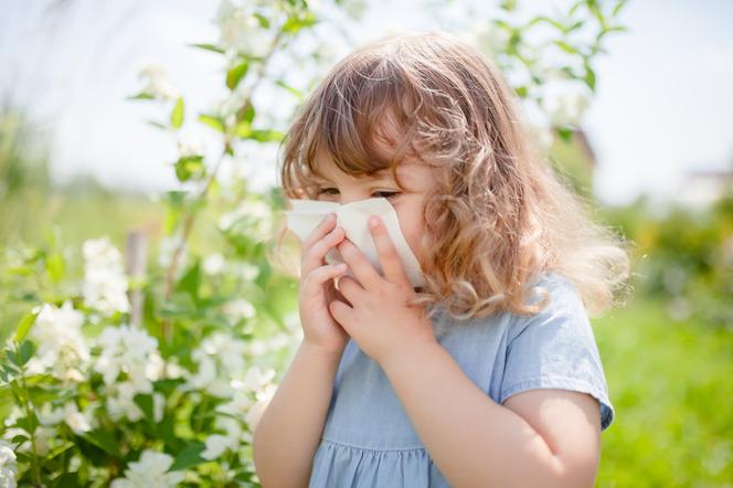 Twoje dziecko jest alergikiem? Nie odstawiaj oleju z czarnuszki na lato