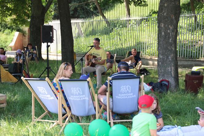 Pierwszy tegoroczny „Brunch pod chmurką” w Lublinie za nami. Było dobre jedzenie, muzyka i prelekcje