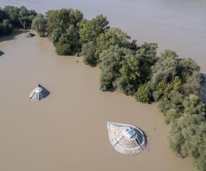 Fala kulminacyjna dociera do stolicy! Orban zapewnia, że wszystko pod kontrolą