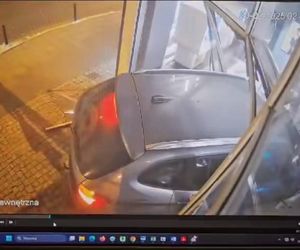 Wjechali autem do jubilera, a potem uciekli z łupem! Jest nagranie z napadu
