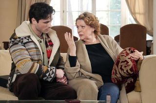 	Barwy szczęścia odc. 3200. Cezary (Marcel Opaliński), Józefina Rawiczowa (Elżbieta Jarosik)