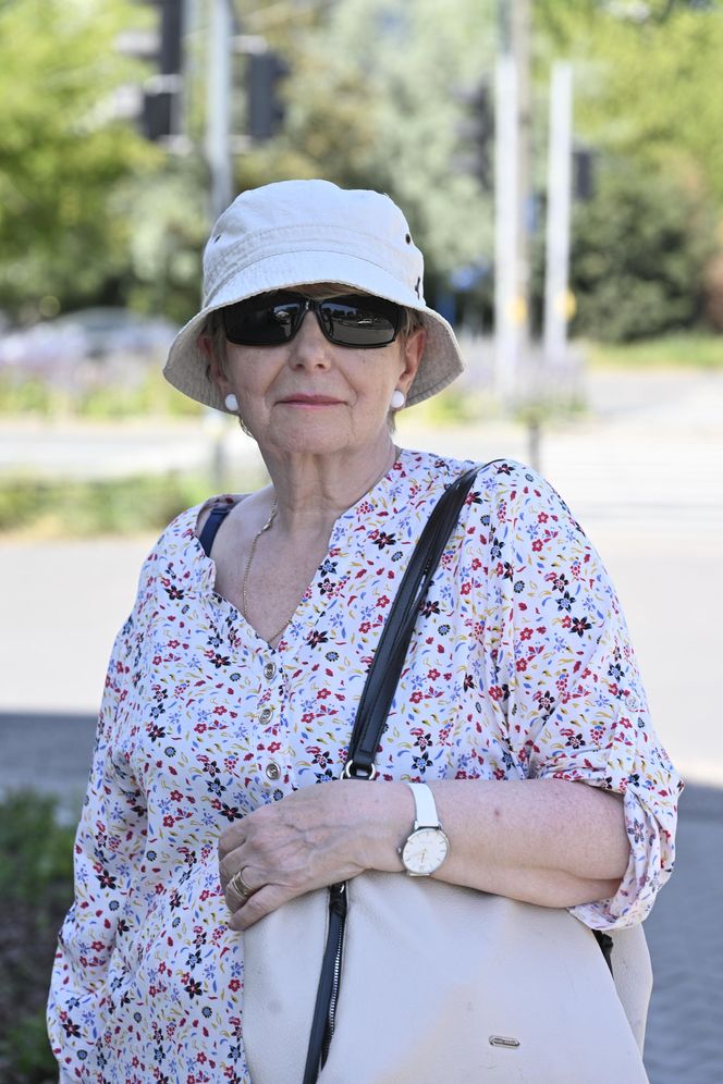 Mieszkańcy Warszawy oceniają efekty rozbetonowania stolicy. Przeżyliśmy upał na „zielonym skwerze”