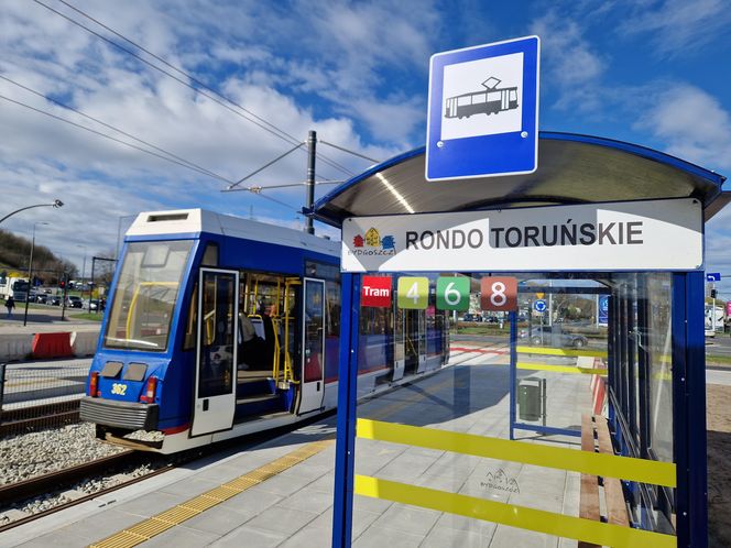 Tramwaje wróciły na Toruńską! Modernizacja torowiska zakończona przed terminem