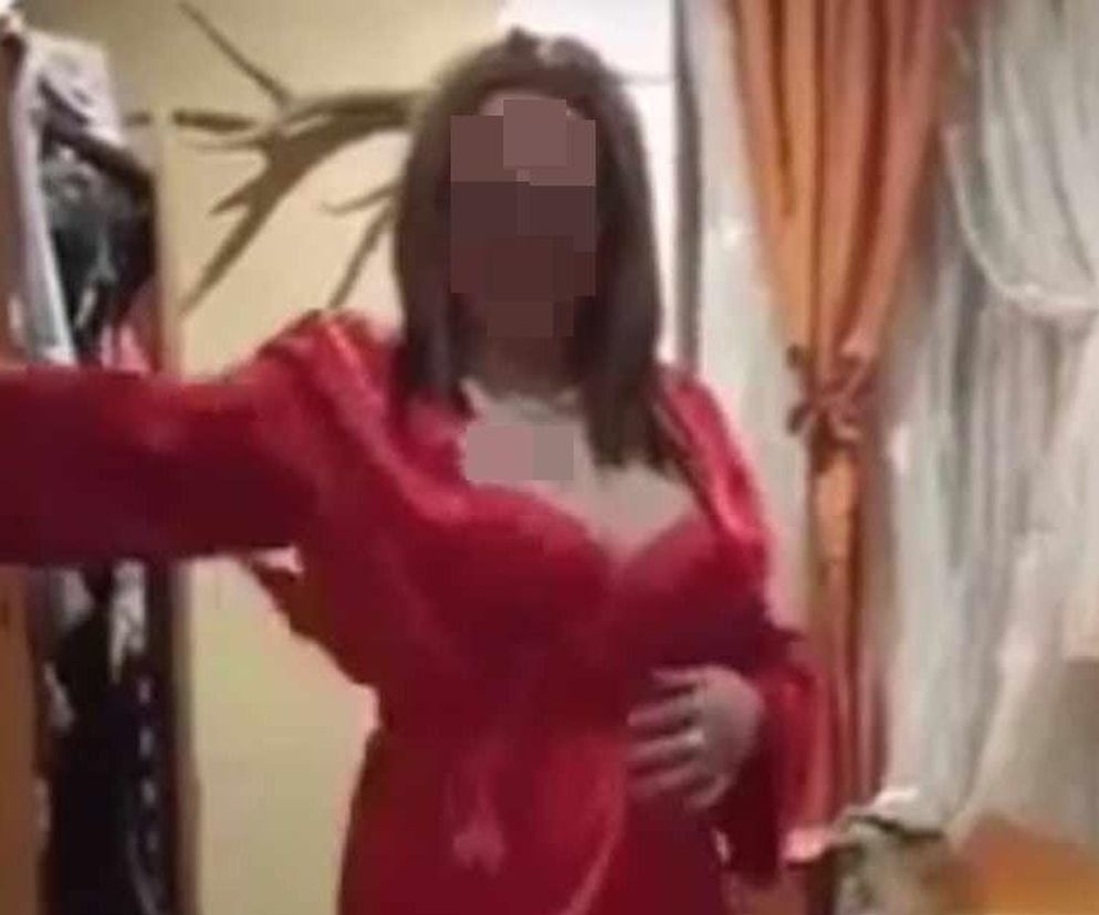 Gorący striptiz w kampanii samorządowej. Kandydatka na radną zrzuciła ubrania