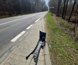 Pod Lubienią dachowało auto osobowe. Jedna osoba poszkodowana