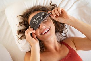 Jak szybko zasnąć? 10 rad i metoda zasypiania w 120 sekund