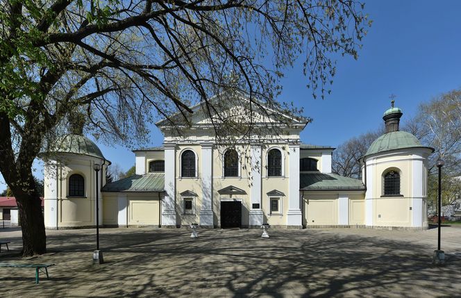 Kościół Matki Bożej Loretańskiej z domkiem loretańskim, najstarsza świątynia na Pradze-Północ