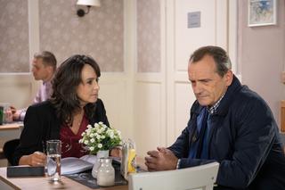 Na Wspólnej odc. 2815. Izabela (Anna Korcz), Jerzy (Wojciech Wysocki)