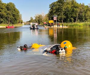 Auto zsunęło się do wody. Dramat na Kanale Grunwaldzkim