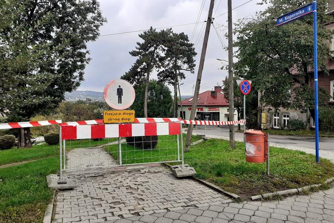 Ruszył remont schodów pomiędzy ulicą Matejki,  a Bulwarem Narwiku 