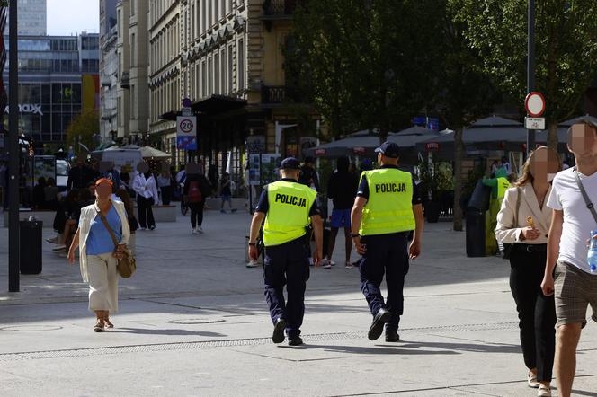 Warszawiacy o bezpieczeństwie w centrum miasta. "Powinno być więcej policji"