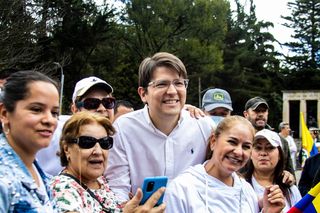 Kandydat na prezydenta walczy o życie! Postrzelony na wiecu