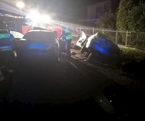  Śmiertelny wypadek pod Sieradzem. 23-letnia kobieta nie żyje [ZDJĘCIA].