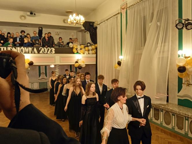 Studniówka 2023 w II LO w Poznaniu