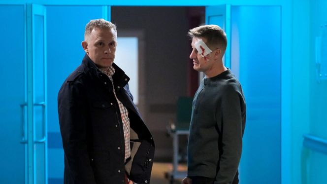 M jak miłość odc. 1876.  Paweł (Rafał Mroczek), Artur Rogowski (Robert Moskwa)