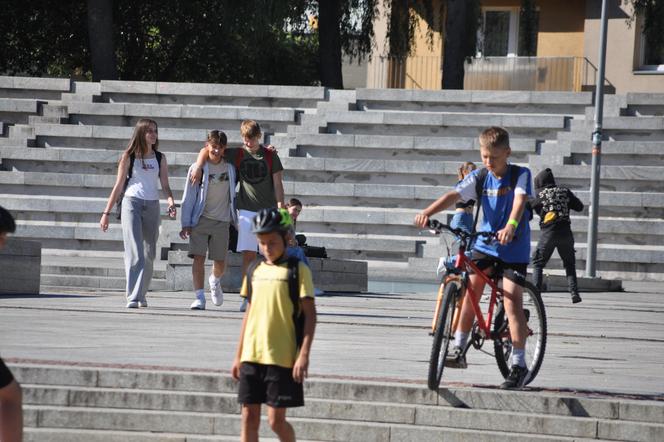 Plac Leopolda Staffa obok Miejskiego Centrum Kultury