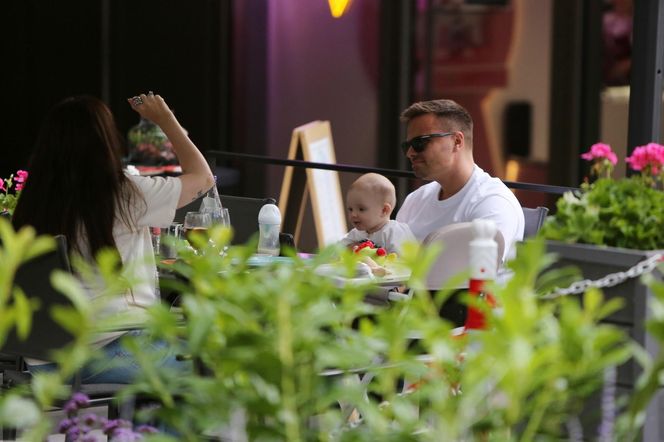 Marcin Hakiel z Dominiką  Serocką w studiu tatuaży