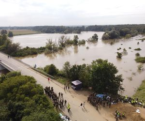 Wrocław Janówek - rozlana Bystrzyca i oczyszczalnia ścieków