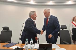 Liczę na współpracę ze wszystkimi środowiskami politycznymi ponad podziałami, na współpracę ponadpartyjną - powiedział prezydent Tomasz Hapunowicz