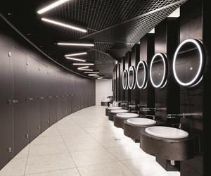 Czystość i spójność. Publiczne toalety mogą być efektowne. Oto toalety w Spodku projektu 2G Studio