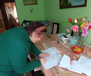 Chciała zarobić, a została bez środków do życia