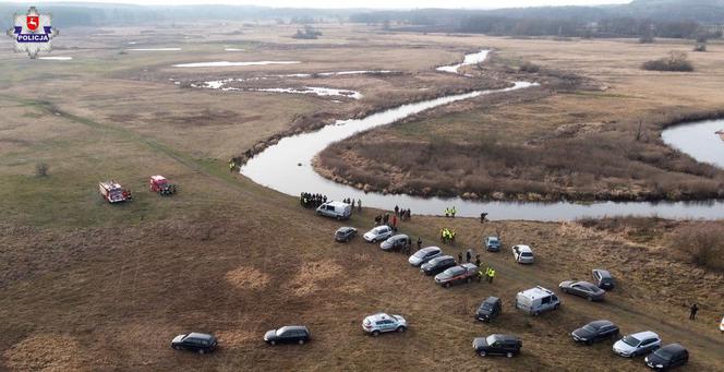 Lubelskie: TRAGICZNY finał poszukiwań 45-latka. Wyłowili ciało z Krzny [ZDJĘCIA]