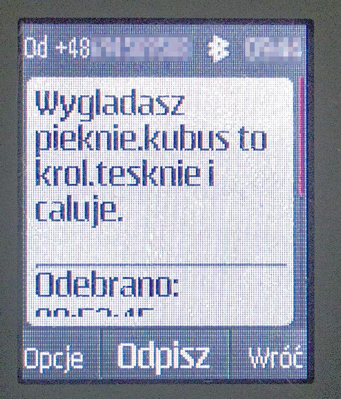 Wysyłał jej miłosne SMS-y z Watykanu