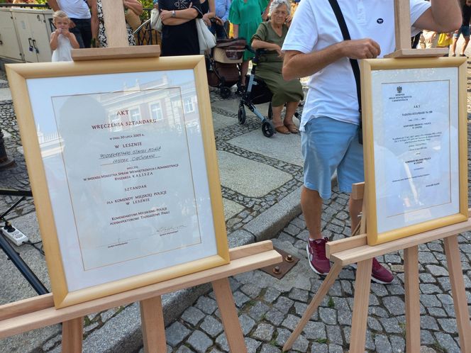 Trwają obchody Święta Policji w Lesznie. Świętują policjanci i policjantki