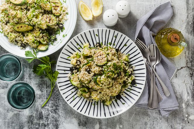 Kremowe risotto z cukinią: łatwe danie na lato