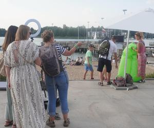 Olsztyn Green Festival 2024. Tłumy na plaży miejskiej. Zobacz zdjęcia z drugiego dnia!