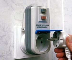 Jakie limity MWh gwarantują obniżenia ceny prądu w 2023 r.? Limity zużycia energii - ile i dla kogo?