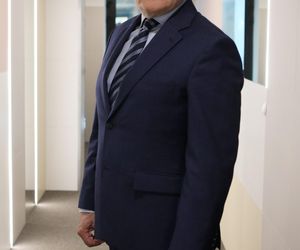 Ci znani panowie zostali ojcami w późnym wieku