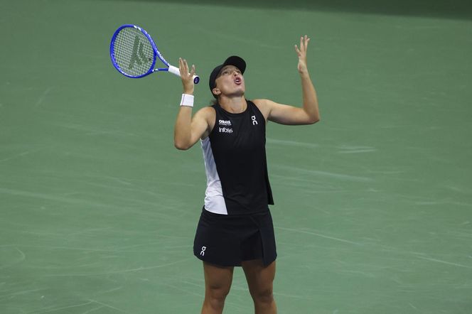 Iga Świątek w 1/8 finału US Open. Trudny mecz i awans Polki po zaciętej walce z Kalinską