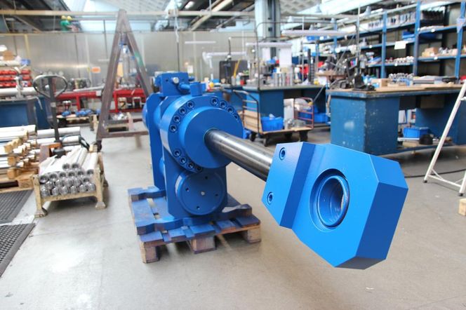 Zespół tłumika hydraulicznego dla górnictwa