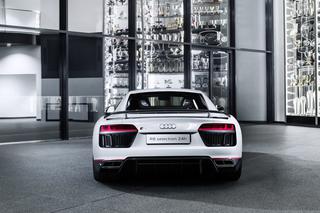 Audi R8 Coupe V10 plus selection 24h