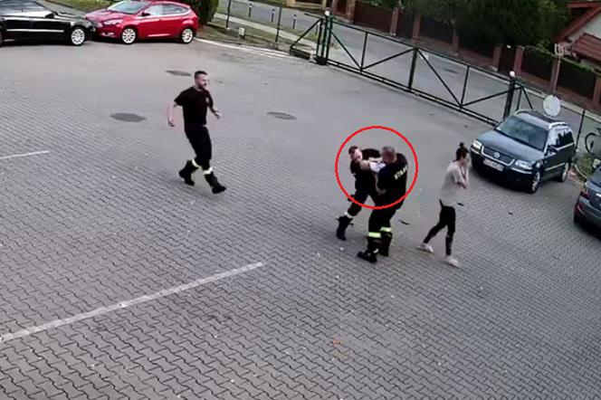 Malutki Staś zaczął się krztusić! Tak strażacy z Gdańska uratowali niemowlę