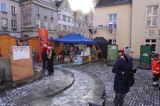 Bieg Mikołajów w Olsztynie. Około 400 osób pobiegło w charytatywnym celu [ZDJĘCIA]