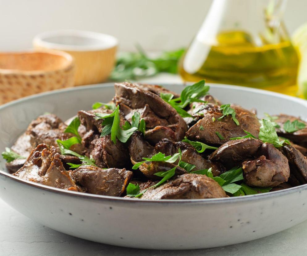 wątróbka ze śliwkami