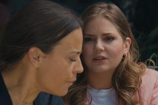 M jak miłość odc. 1692. Magda (Anna Mucha), Anita (Melania Grzesiewicz)