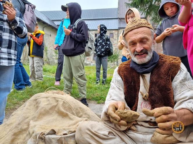 Jedenasty festyn historyczny „Mnisi i Hutnicy”. Opactwo Cystersów tętniło życiem